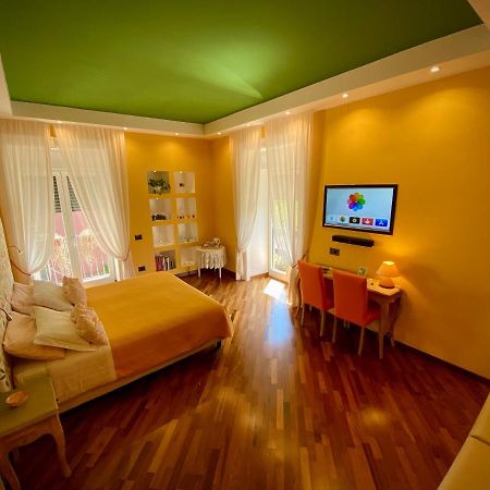 Bed and Breakfast Il Giardino Segreto Сорренто Екстер'єр фото