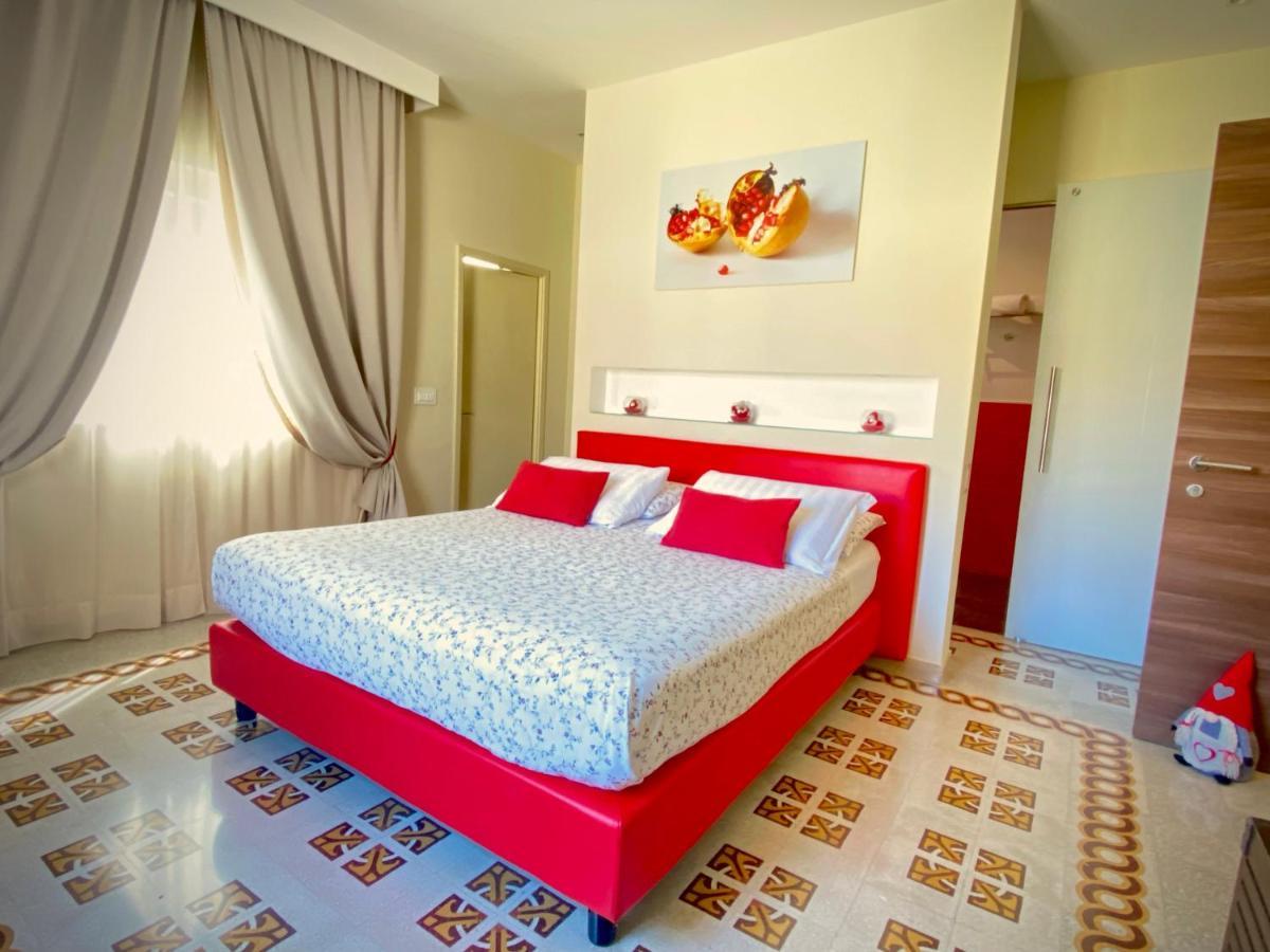 Bed and Breakfast Il Giardino Segreto Сорренто Екстер'єр фото