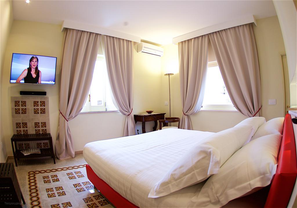 Bed and Breakfast Il Giardino Segreto Сорренто Екстер'єр фото